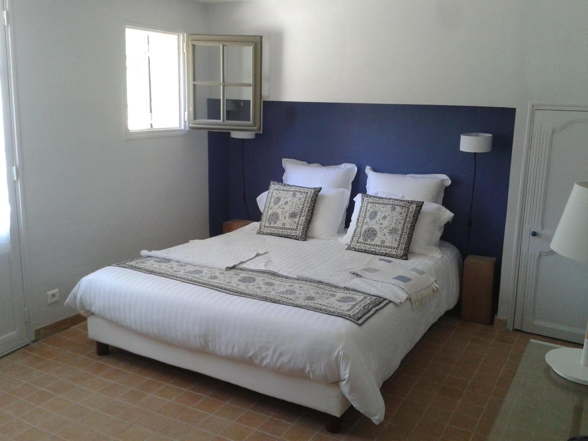 Le Moulin En Provence Bed & Breakfast Saint-Antonin-sur-Bayon Стая снимка