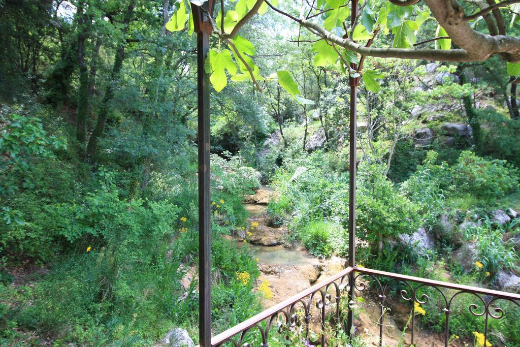 Le Moulin En Provence Bed & Breakfast Saint-Antonin-sur-Bayon Екстериор снимка