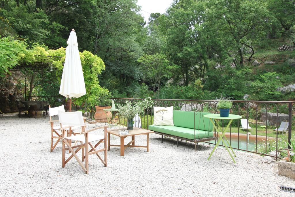 Le Moulin En Provence Bed & Breakfast Saint-Antonin-sur-Bayon Екстериор снимка